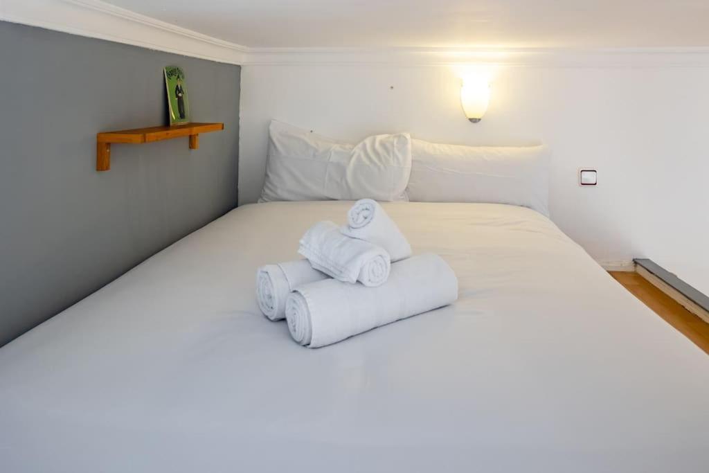 Beautiful Apartment In Malasana For 3 Pax - Ferrer Madrid Exteriör bild