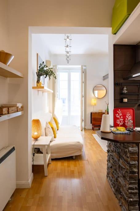 Beautiful Apartment In Malasana For 3 Pax - Ferrer Madrid Exteriör bild