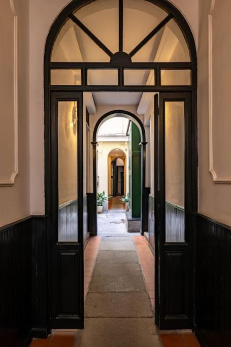 Beautiful Apartment In Malasana For 3 Pax - Ferrer Madrid Exteriör bild